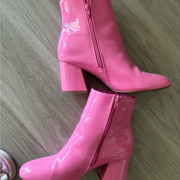 Short Hot Pink Booties - Picture 3 of 8
